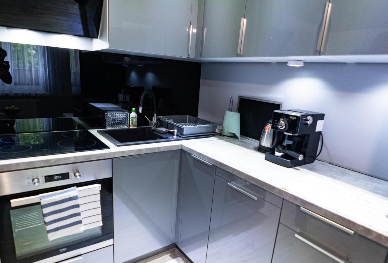 Appartamento Apartament Przy Bystrzanskiej Bielsko-Biała Esterno foto