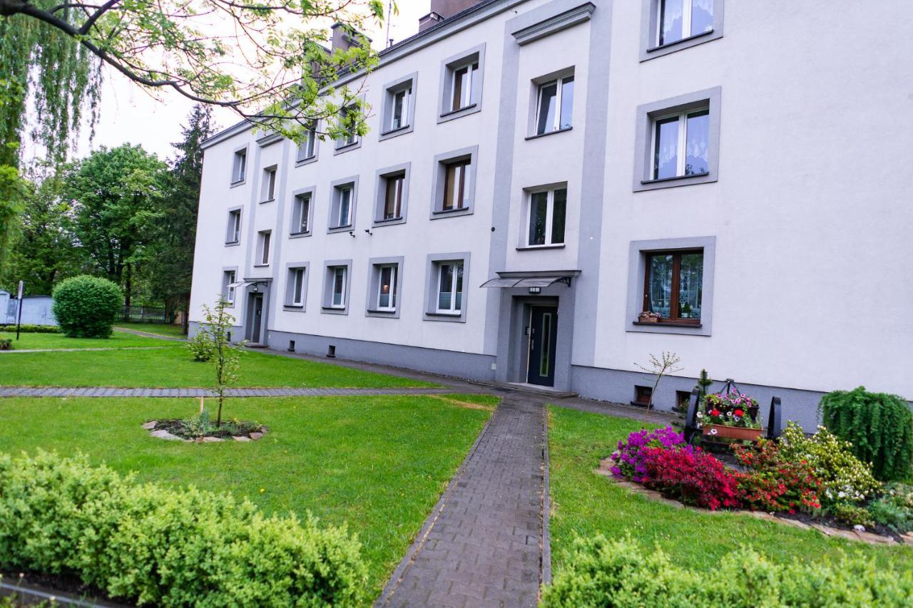 Appartamento Apartament Przy Bystrzanskiej Bielsko-Biała Esterno foto
