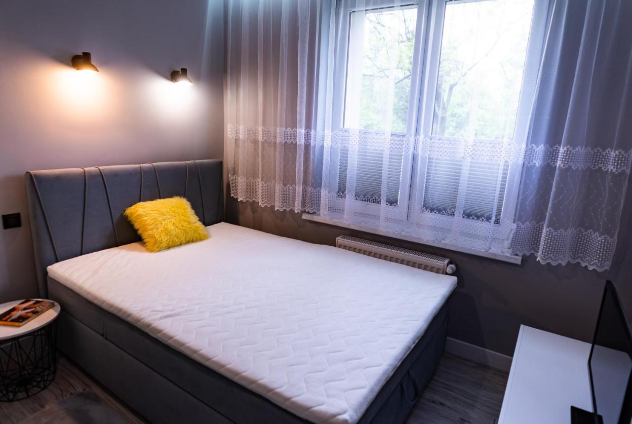 Appartamento Apartament Przy Bystrzanskiej Bielsko-Biała Esterno foto
